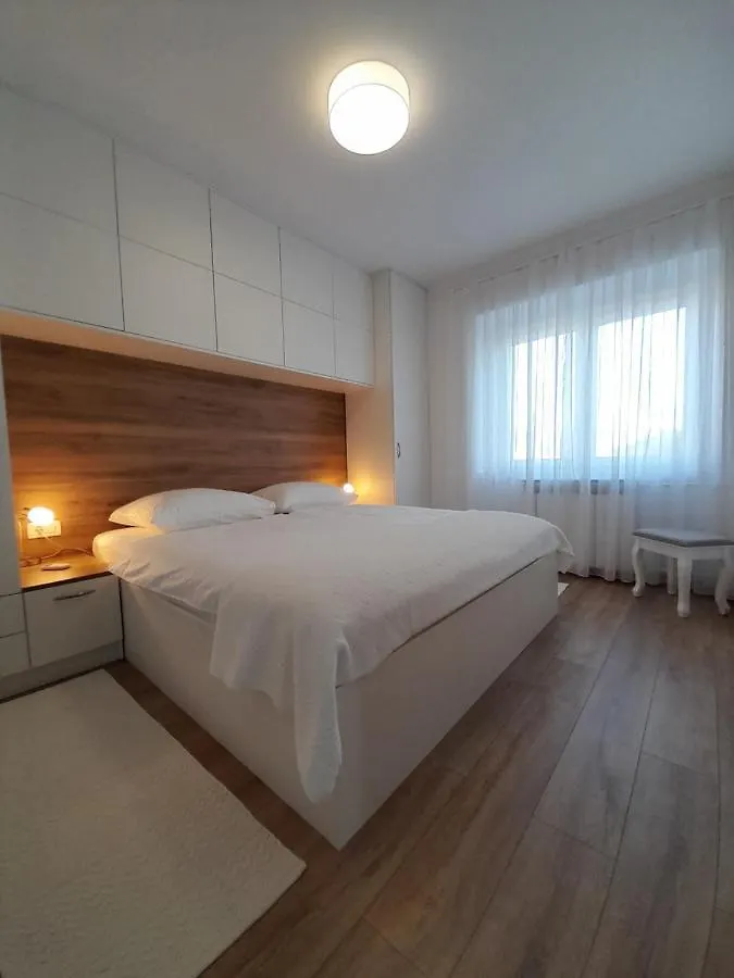 Sea View Apartment Macolic Palit