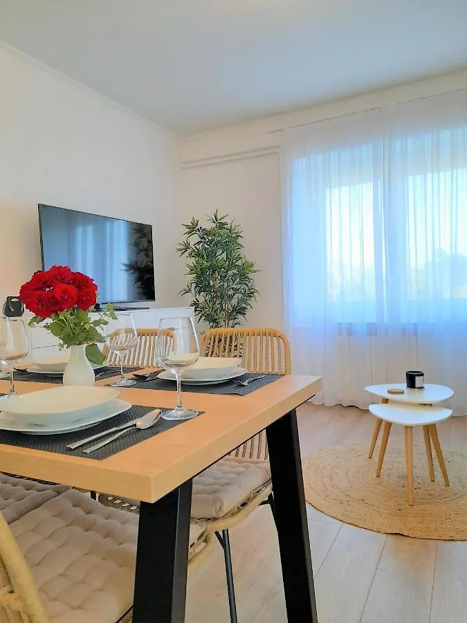Sea View Apartment Macolic Palit